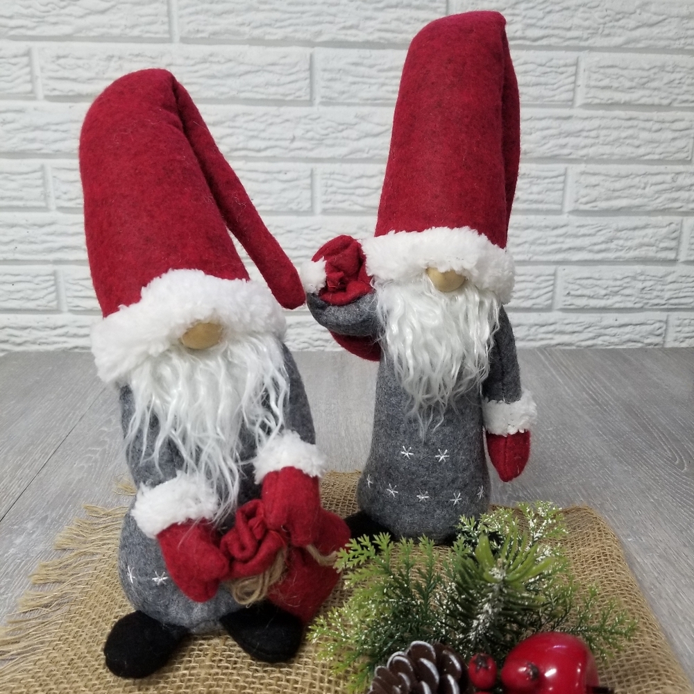 Adorable Holiday Gnome Decor Set